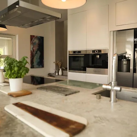 Villa 5season- Luxus-spa, Bar, Weinkeller, Billard