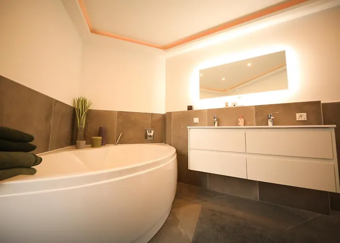 5season- Luxus-spa, Bar, Weinkeller, Billard * Leverkusen